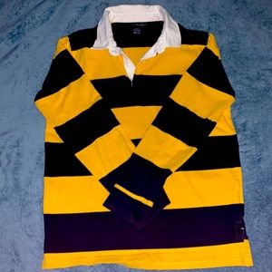 GENTLY WORN AMERICAN EAGLE COLLARED LONG-SLEEVE